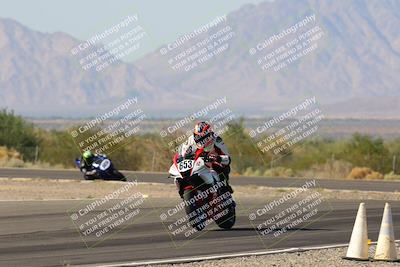 media/Oct-07-2023-CVMA (Sat) [[f84d08e330]]/Race 11 Supersport Open/